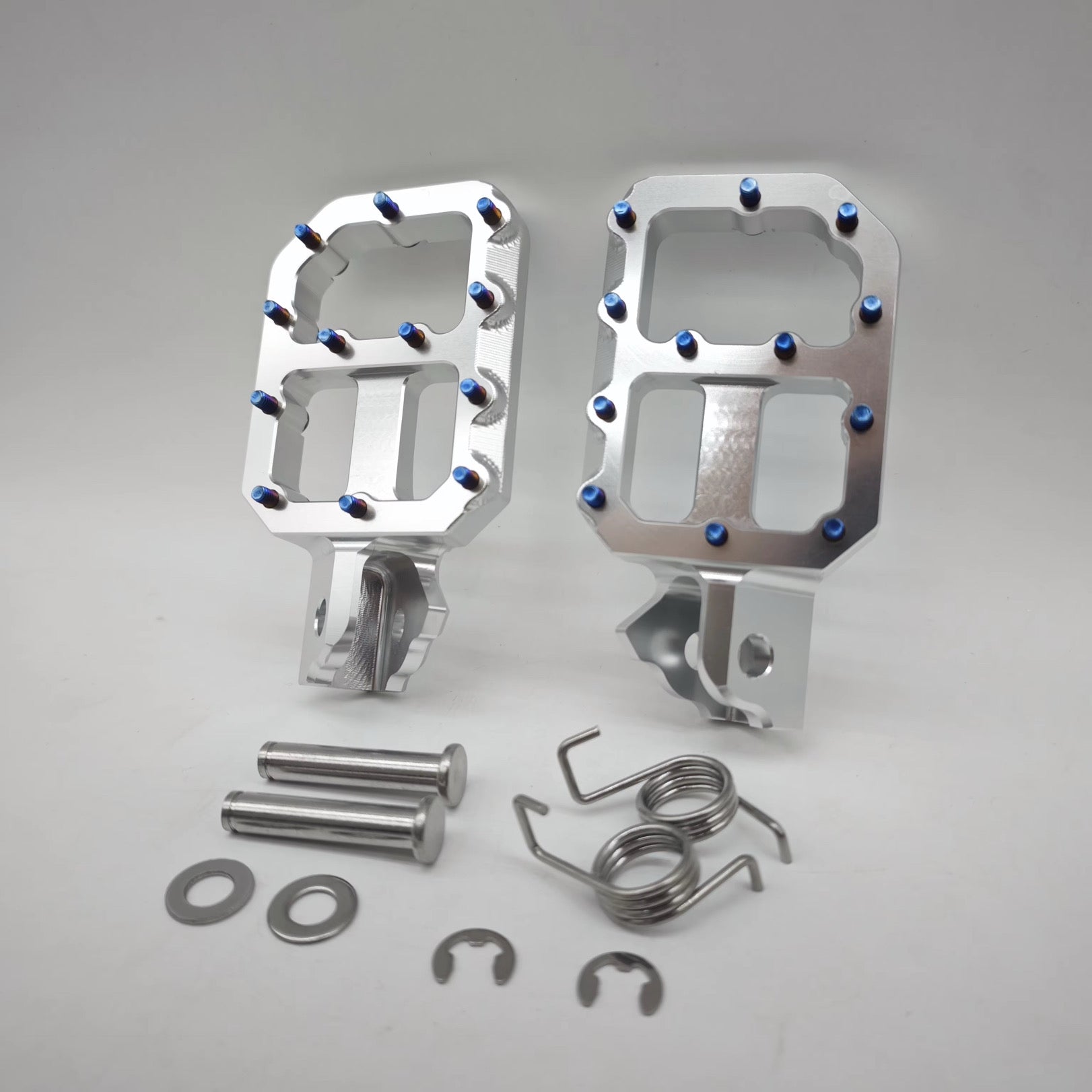 Yozma IN10 Super-Wide Footpegs | CNC E-Moto Foot Pegs