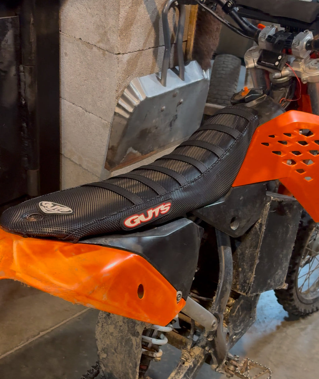 Universal Fit GUTS Seat cover