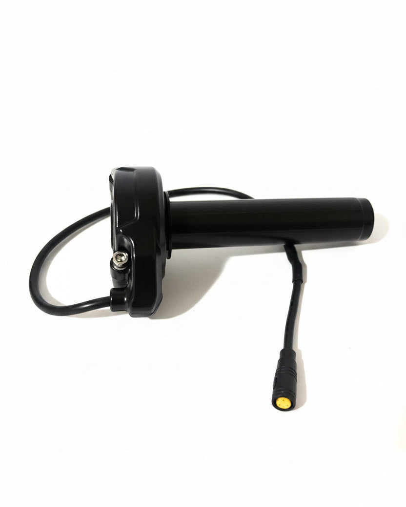 Surron-style metal throttle with wiring harness and yellow connector for Macfox — ER Moto